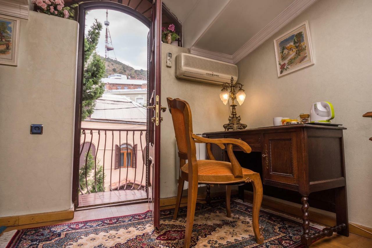 Lia'S Guest House Tbilisi Exterior photo