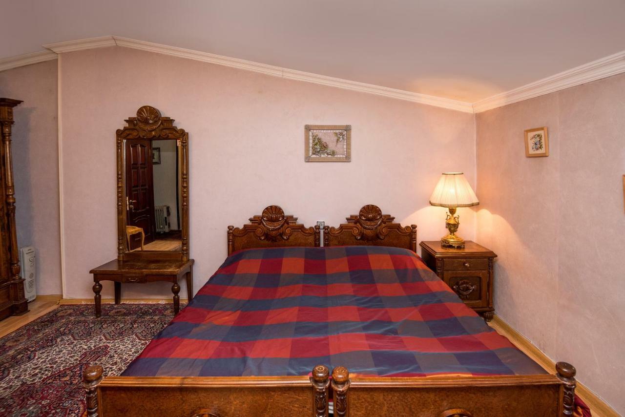 Lia'S Guest House Tbilisi Exterior photo